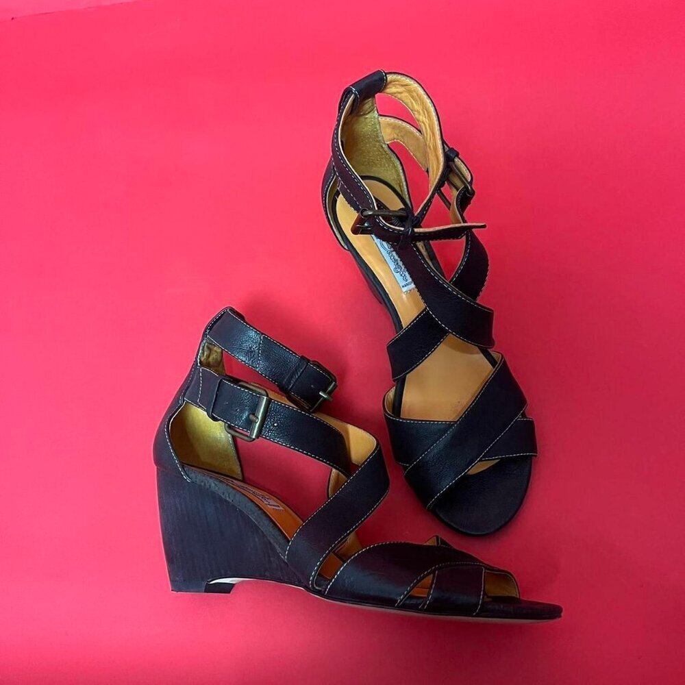 Arnold churgin / vintage strappy black ballet style wedge heels 💛🖤